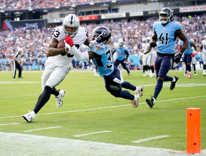 Las Vegas Raiders tight end Darren Waller